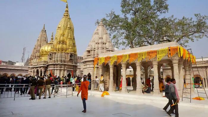 Travel Zone Shri Kashi Vishwanath Temple